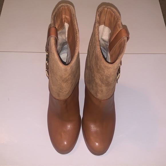 Ankle boots - Picture 2 of 5